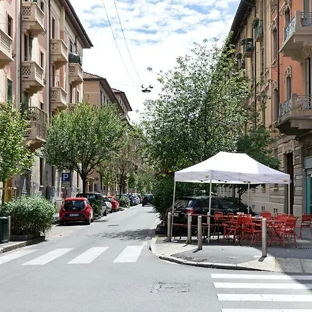 Plum Guide - The Vesuvian Milano